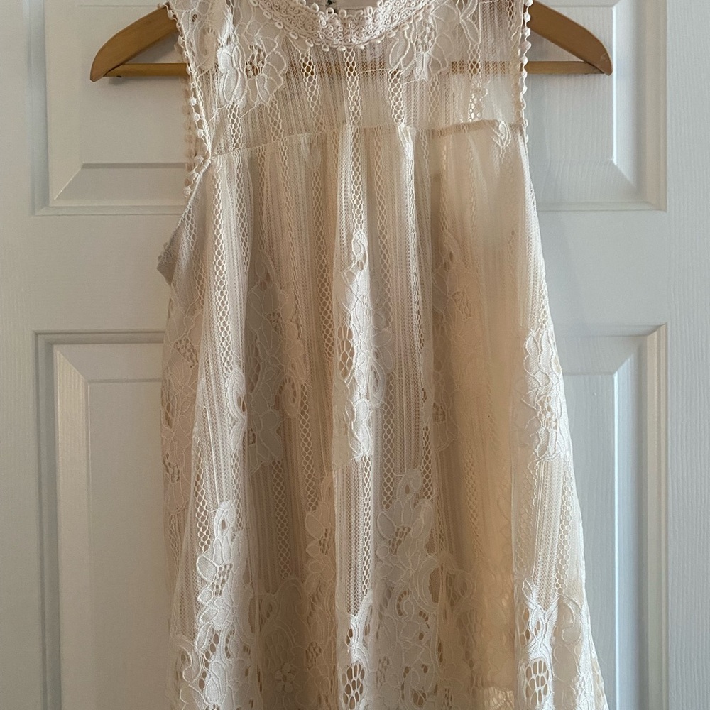 Xhilaration Lace High Neck Tank Top - EXCELLENT CONDITION WORN ONCE